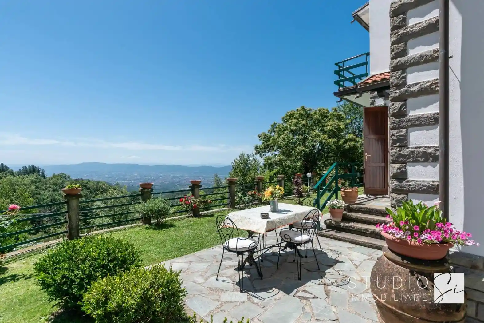 Villa in vendita a Pistoia