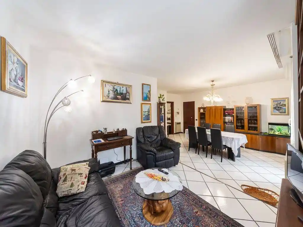 Appartamento in vendita a Muggiò