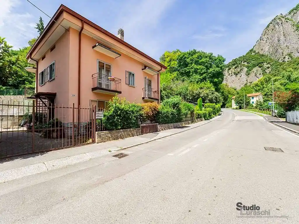 Appartamento in vendita a Lecco