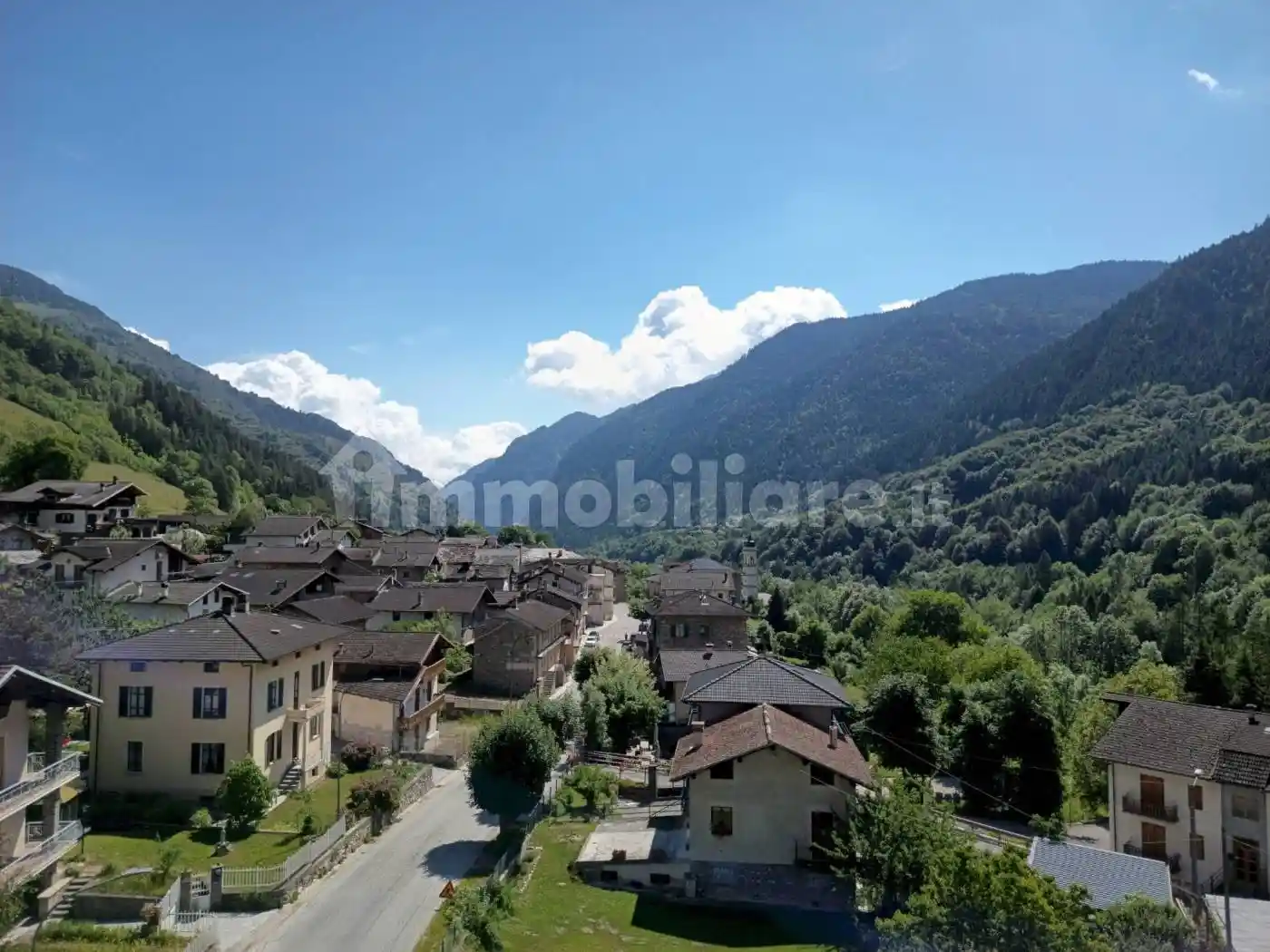 Appartamento in vendita a Prazzo
