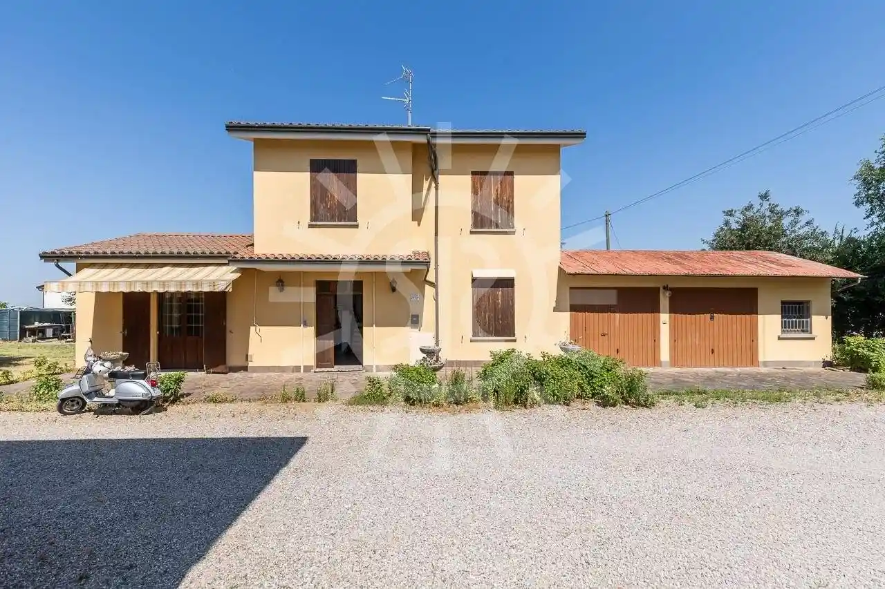Villa in vendita a Medicina