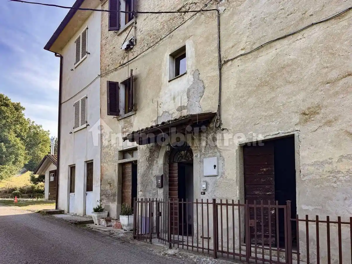 Rustico - Casale in vendita a Città di Castello