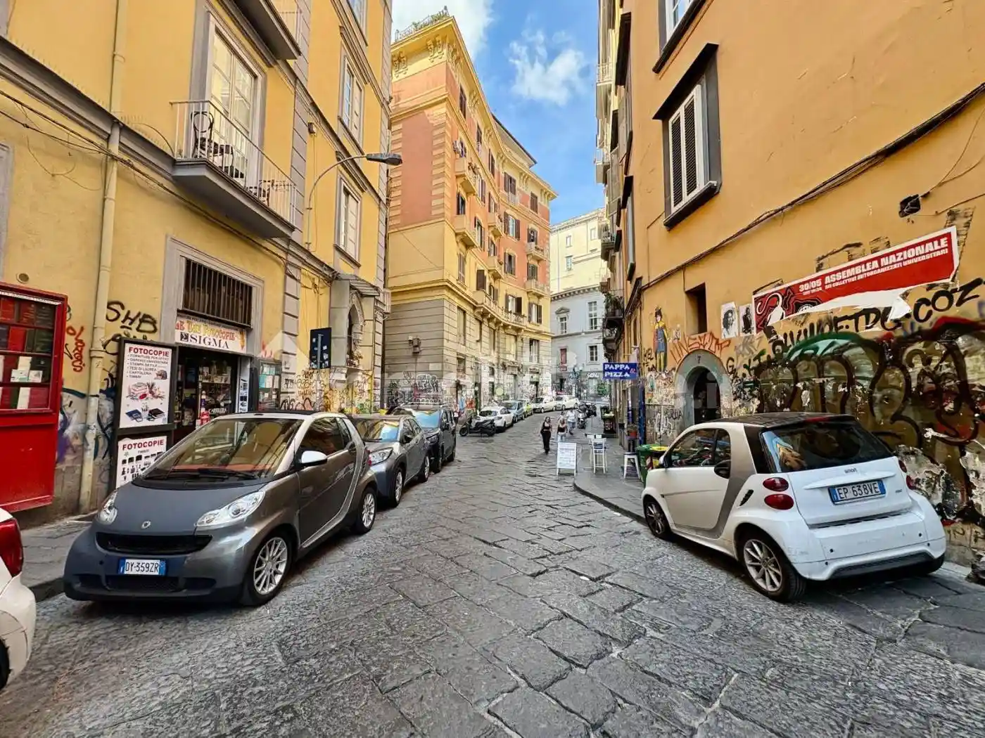 Appartamento in vendita a Napoli