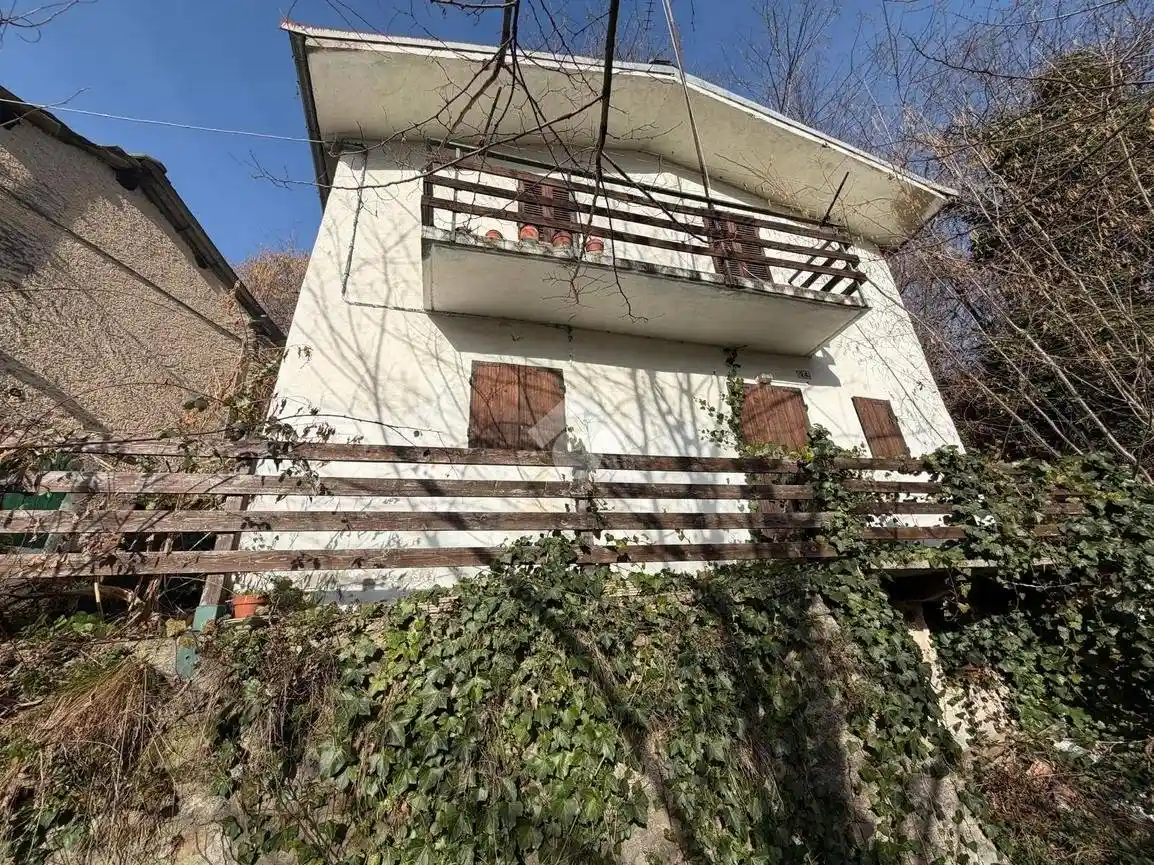 Casa indipendente in vendita a Barge