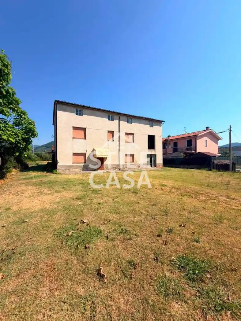 Rustico - Casale in vendita a Pescia