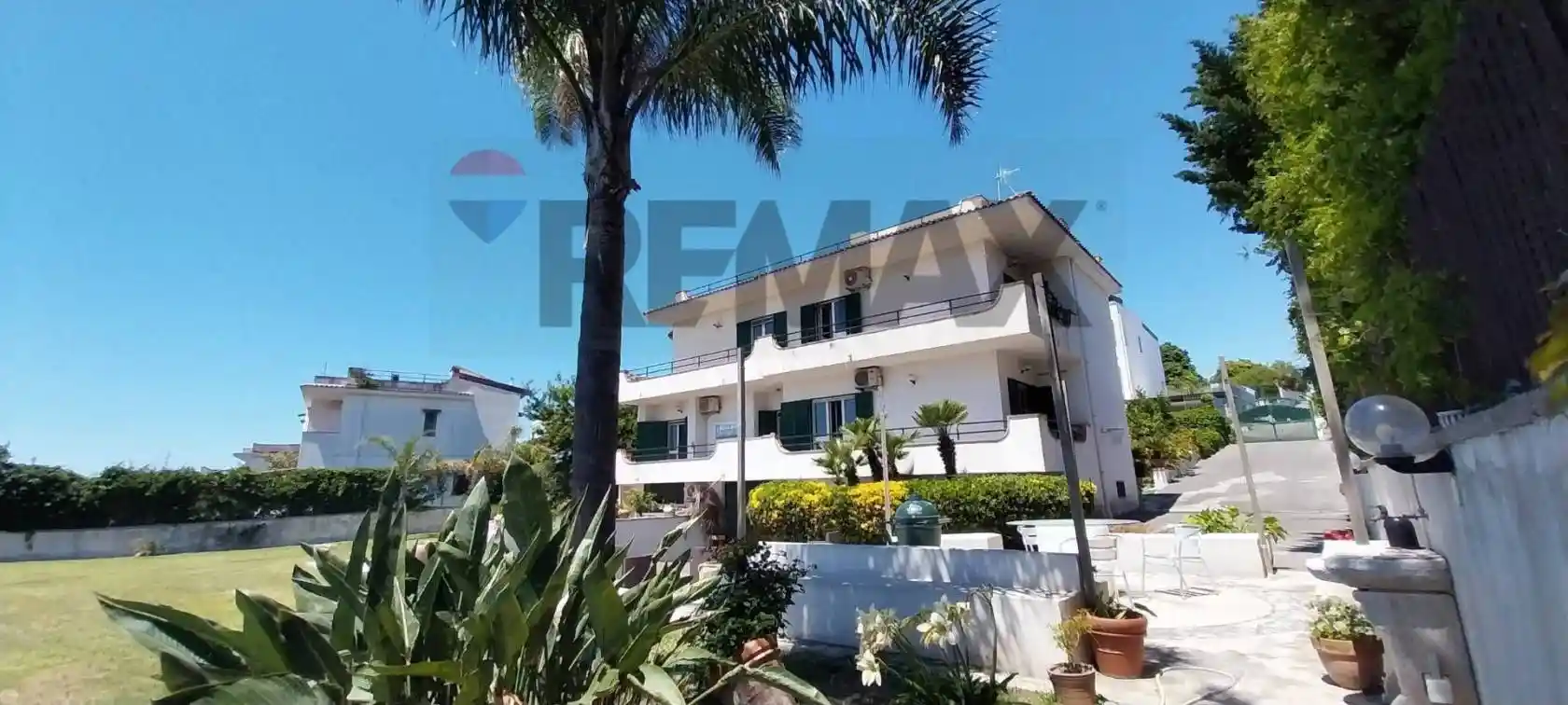 Villa in vendita a Giugliano in Campania