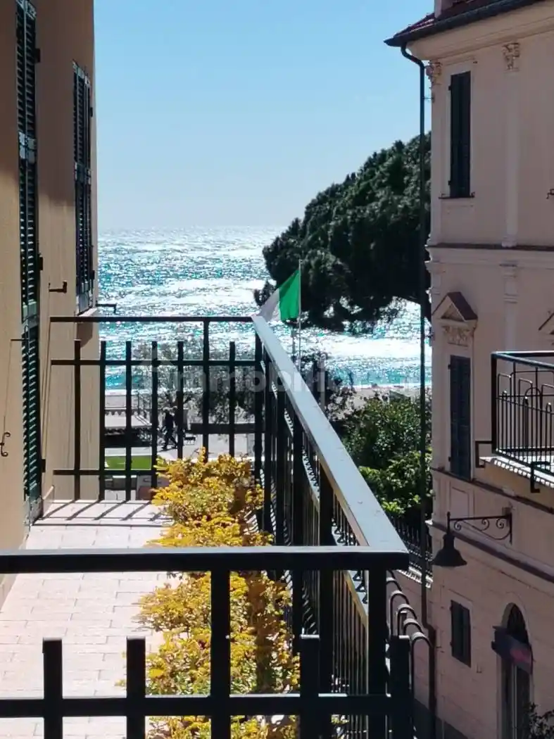 Appartamento in vendita a Spotorno