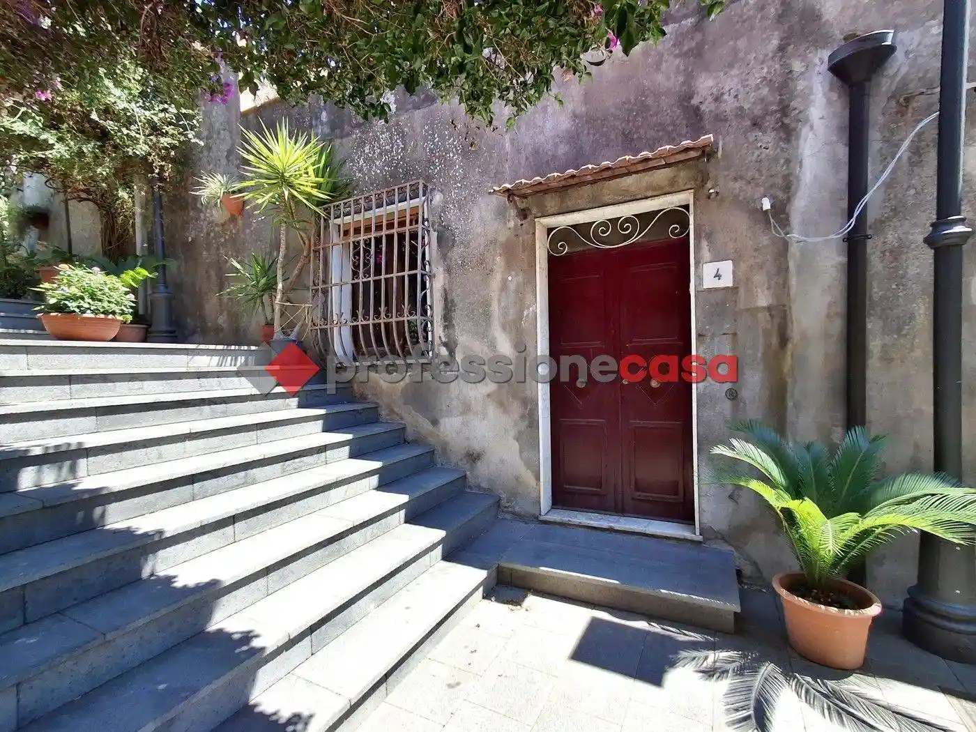 Casa indipendente in vendita a Trecastagni