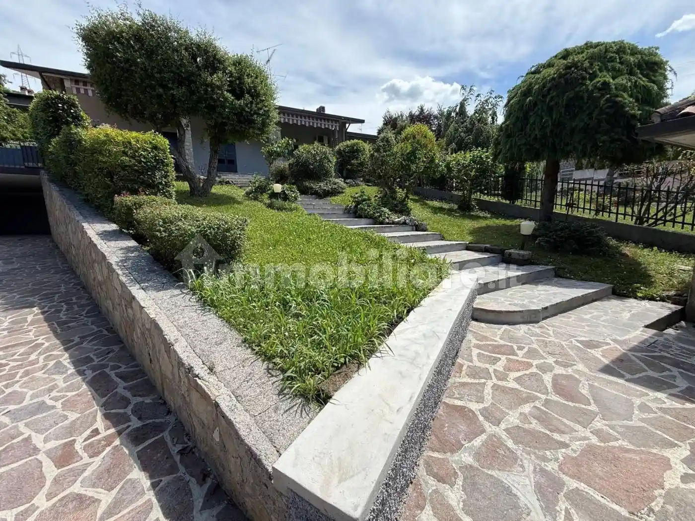 Villa in vendita a Adro