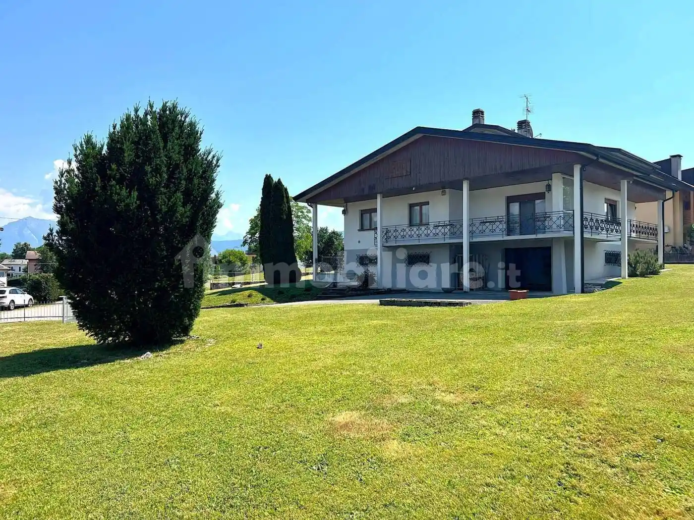 Villa in vendita a Limana
