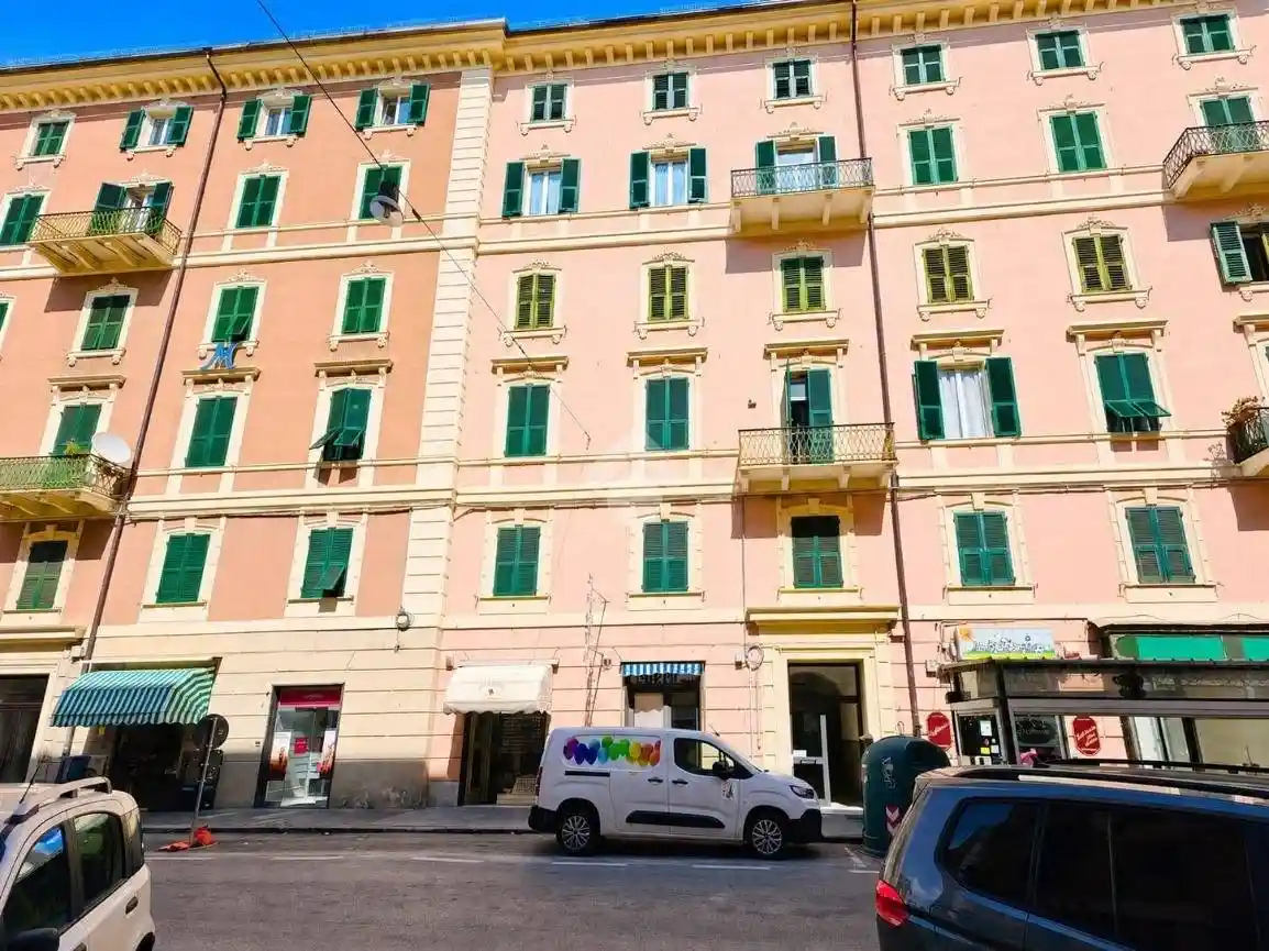 Appartamento in vendita a Savona