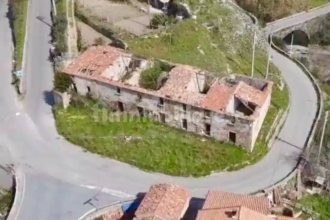 Rustico - Casale in vendita a Fuscaldo
