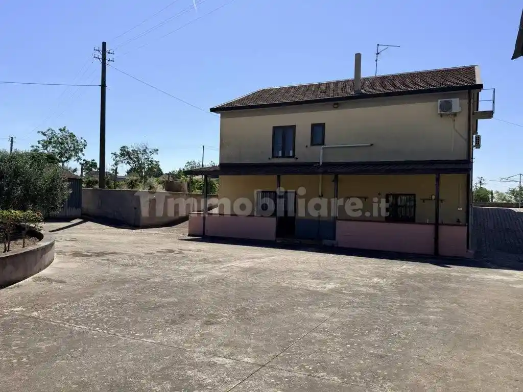 Casa indipendente in vendita a Paduli