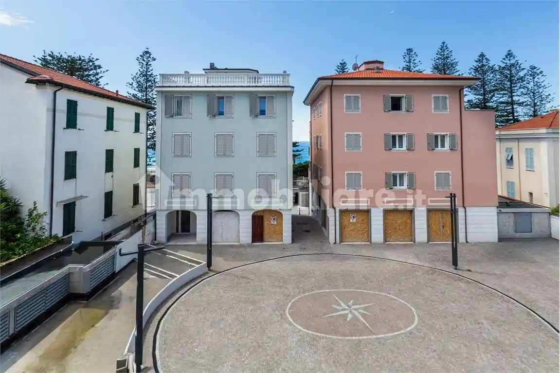 Appartamento in vendita a Bordighera