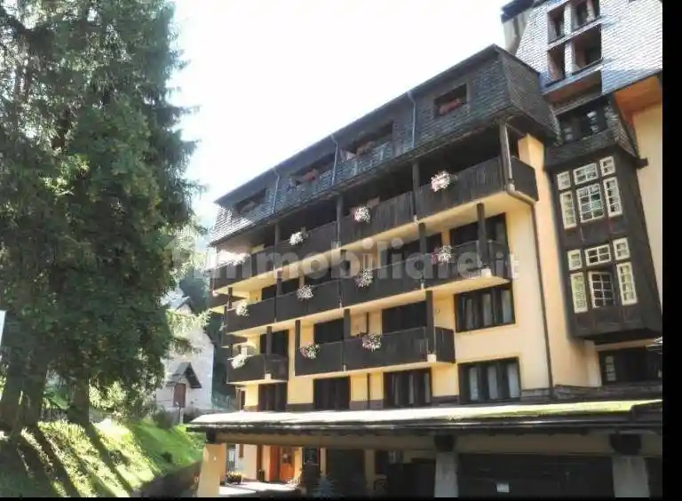 Appartamento in vendita a Pinzolo