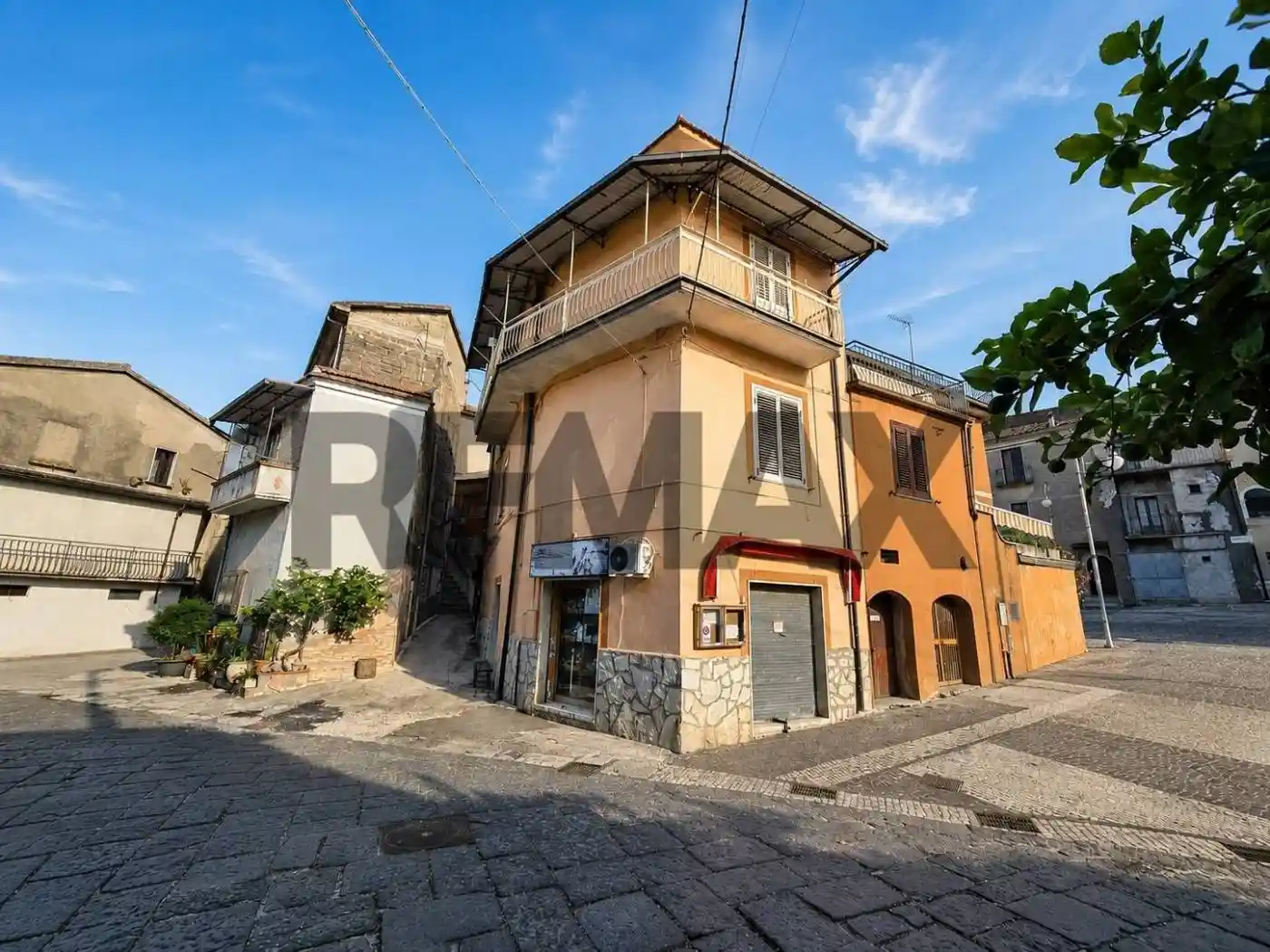 Casa indipendente in vendita a Vairano Patenora