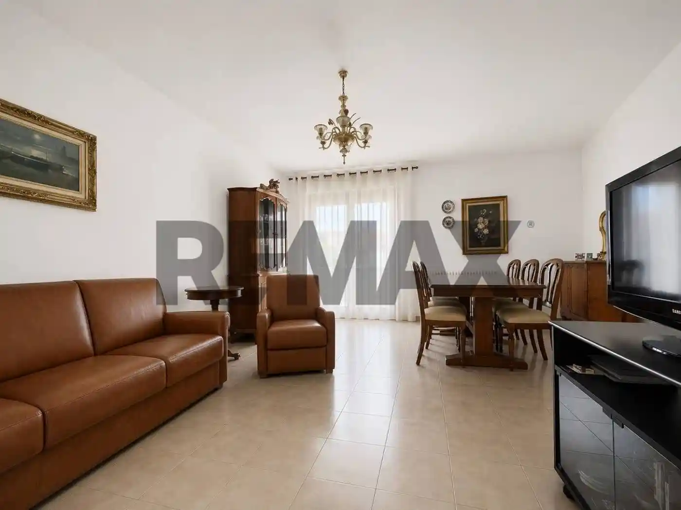 Appartamento in vendita a Falconara Marittima