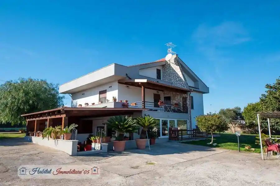 Villa in vendita a Nettuno