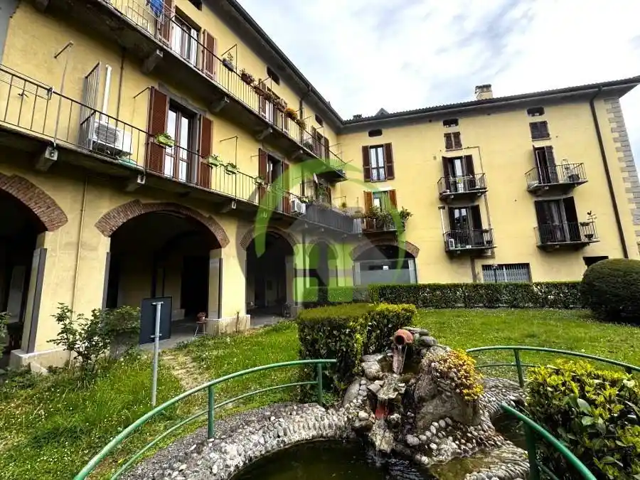 Appartamento in vendita a Caprino Bergamasco