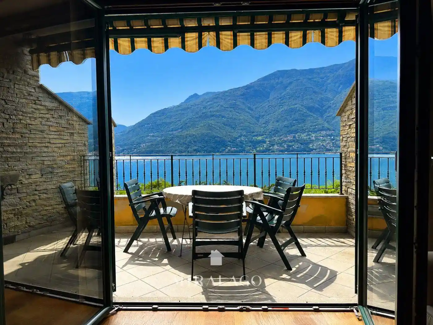 Appartamento in vendita a Dervio