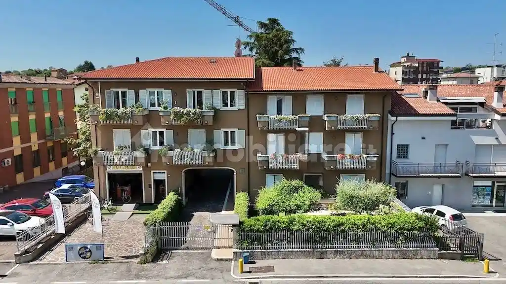 Appartamento in vendita a Peschiera del Garda