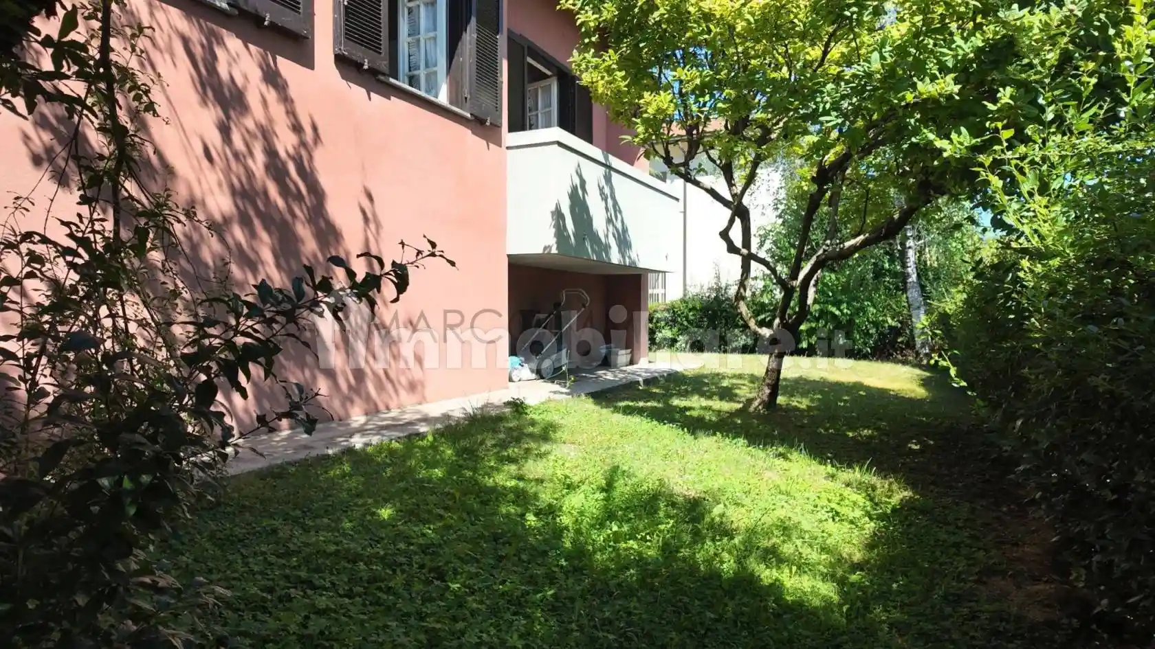 Villa in vendita a Olginate