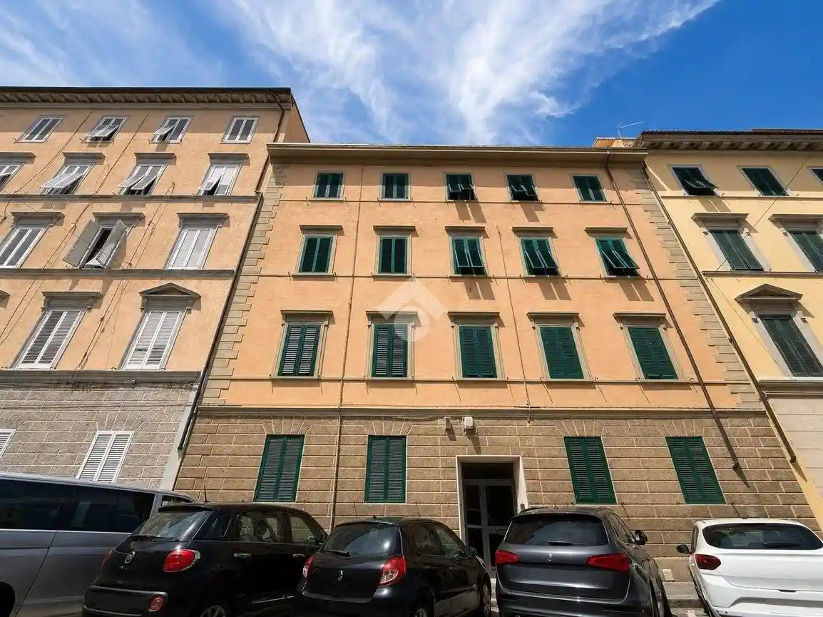 Appartamento in vendita a Livorno