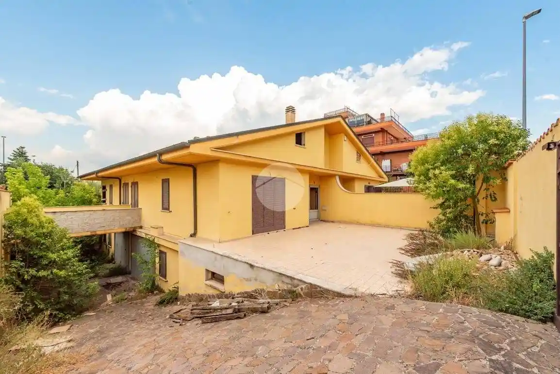 Villa in vendita a Roma
