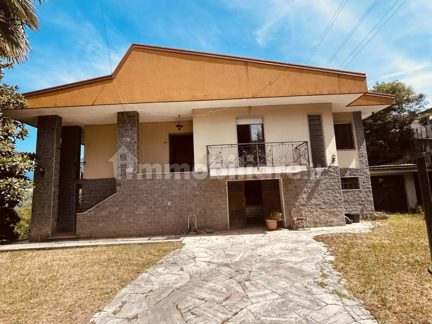 Villa in vendita a Trontano