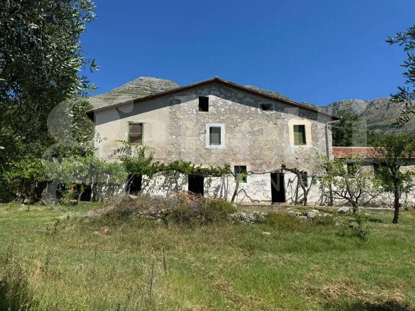 Rustico - Casale in vendita a Formia