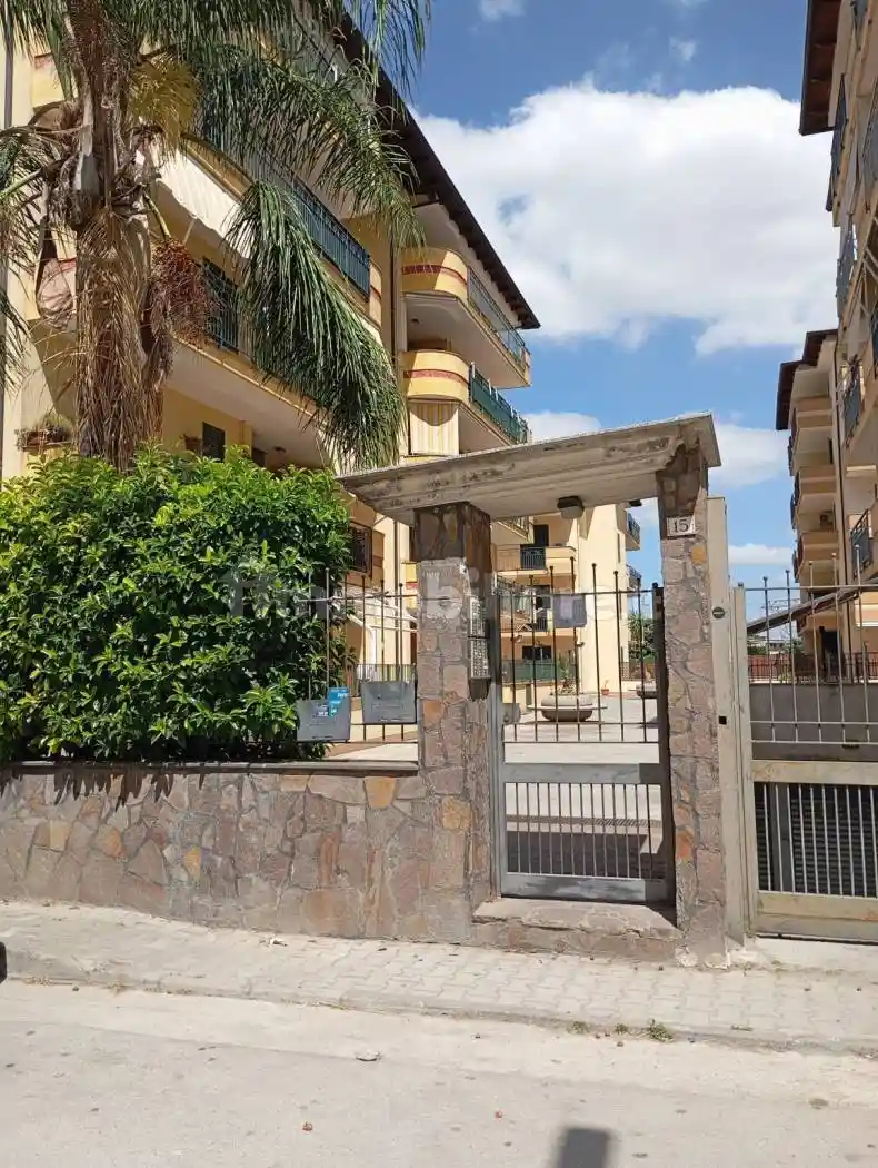 Appartamento in vendita a Orta di Atella