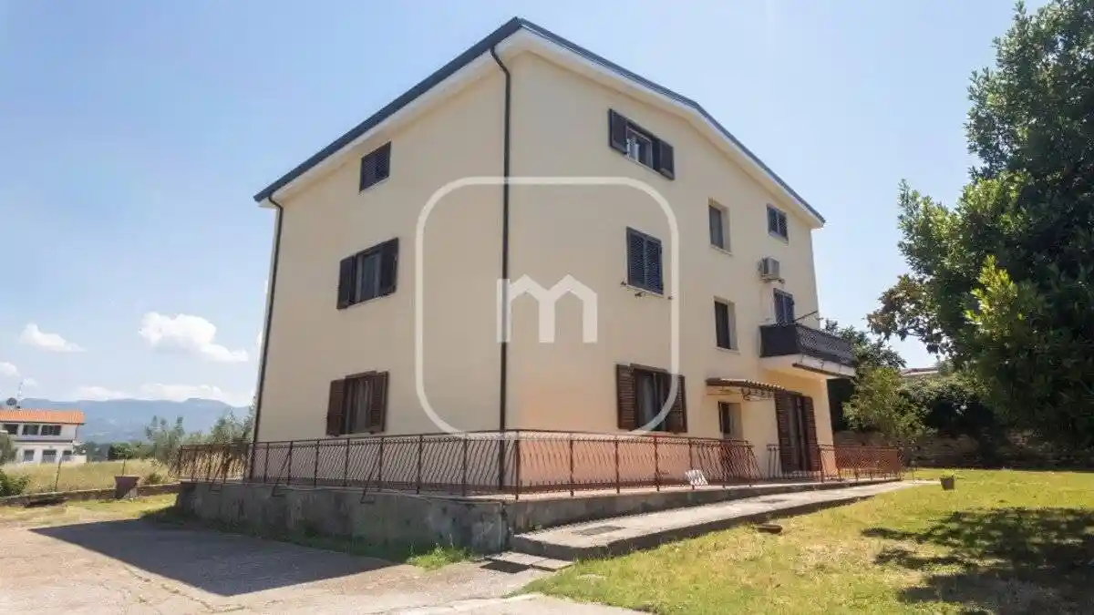 Appartamento in vendita a Zagarolo