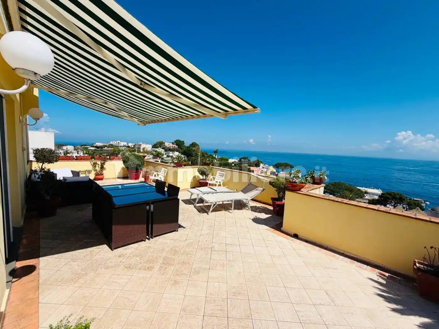 Appartamento in vendita a Capri
