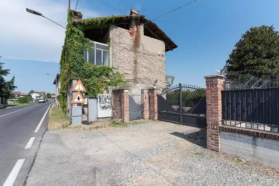 Rustico - Casale in vendita a Ciriè