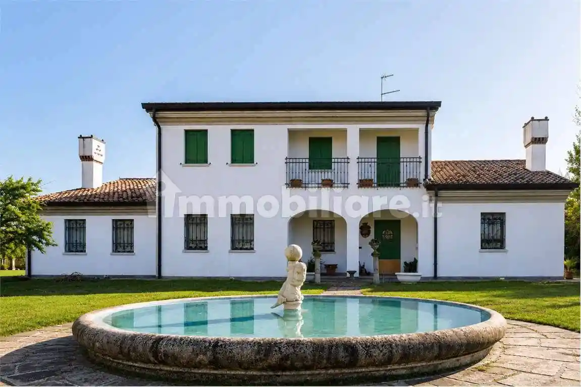 Villa in vendita a Salgareda