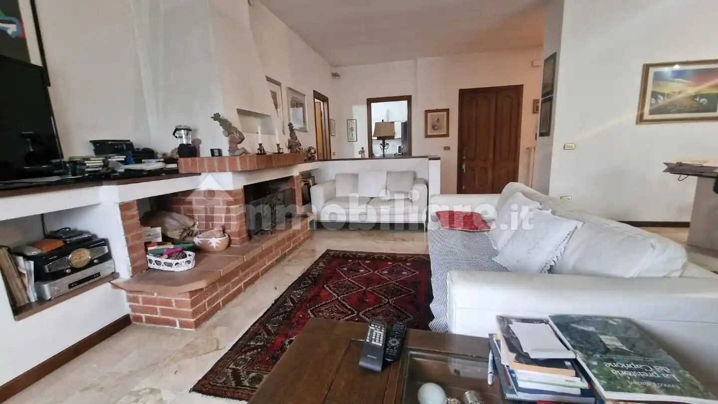 Villa in vendita a Sarzana