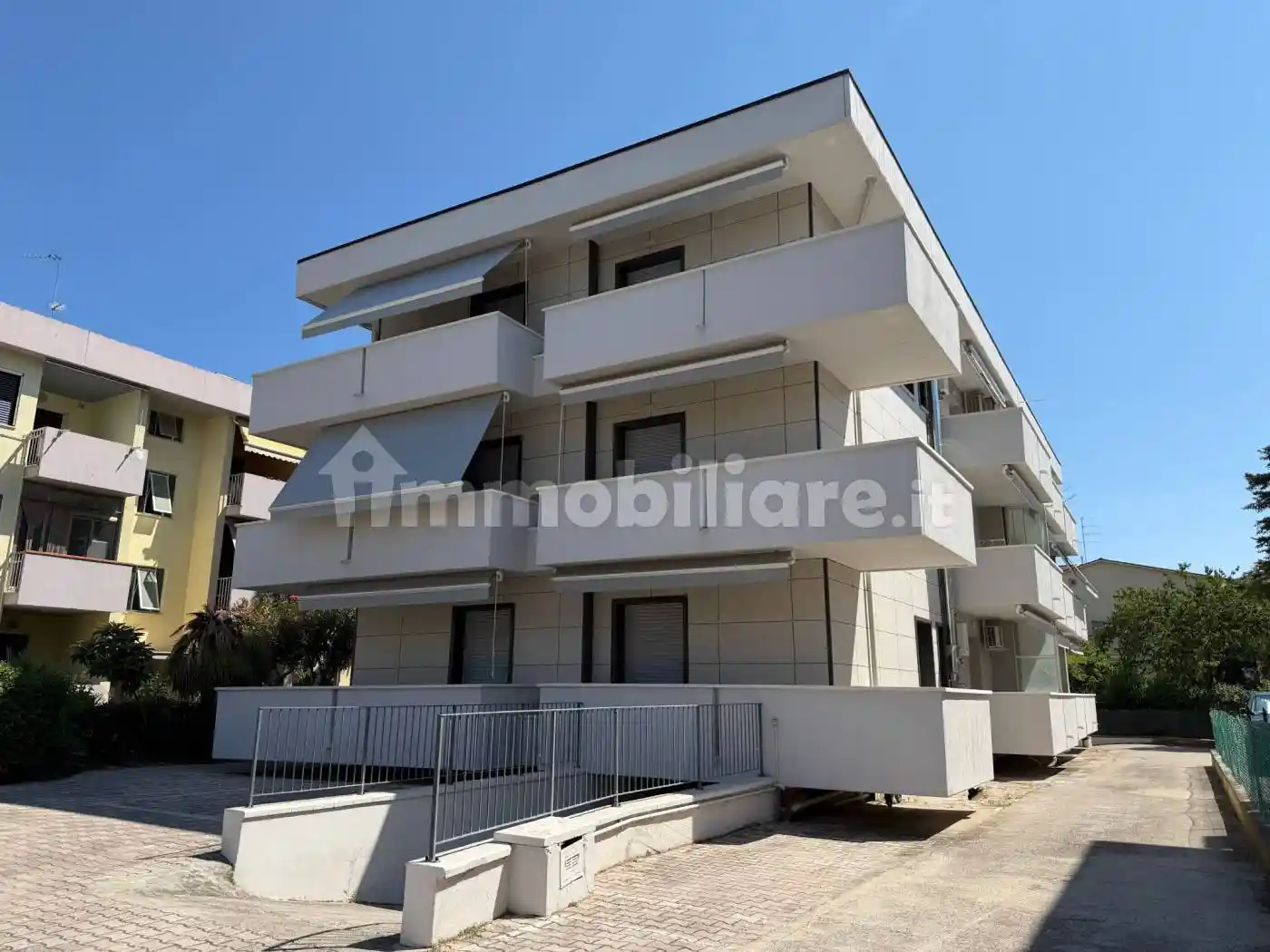 Appartamento in vendita a Alba Adriatica