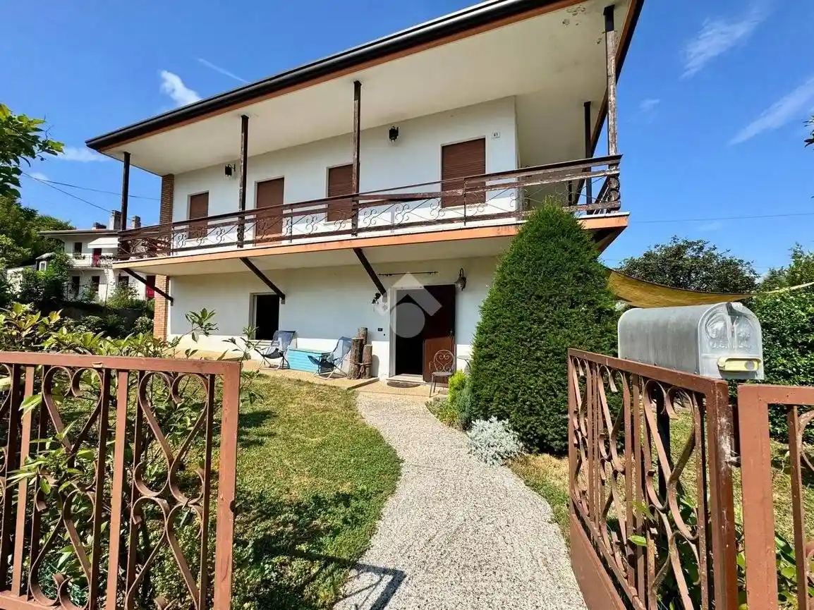 Villa in vendita a Nervesa della Battaglia