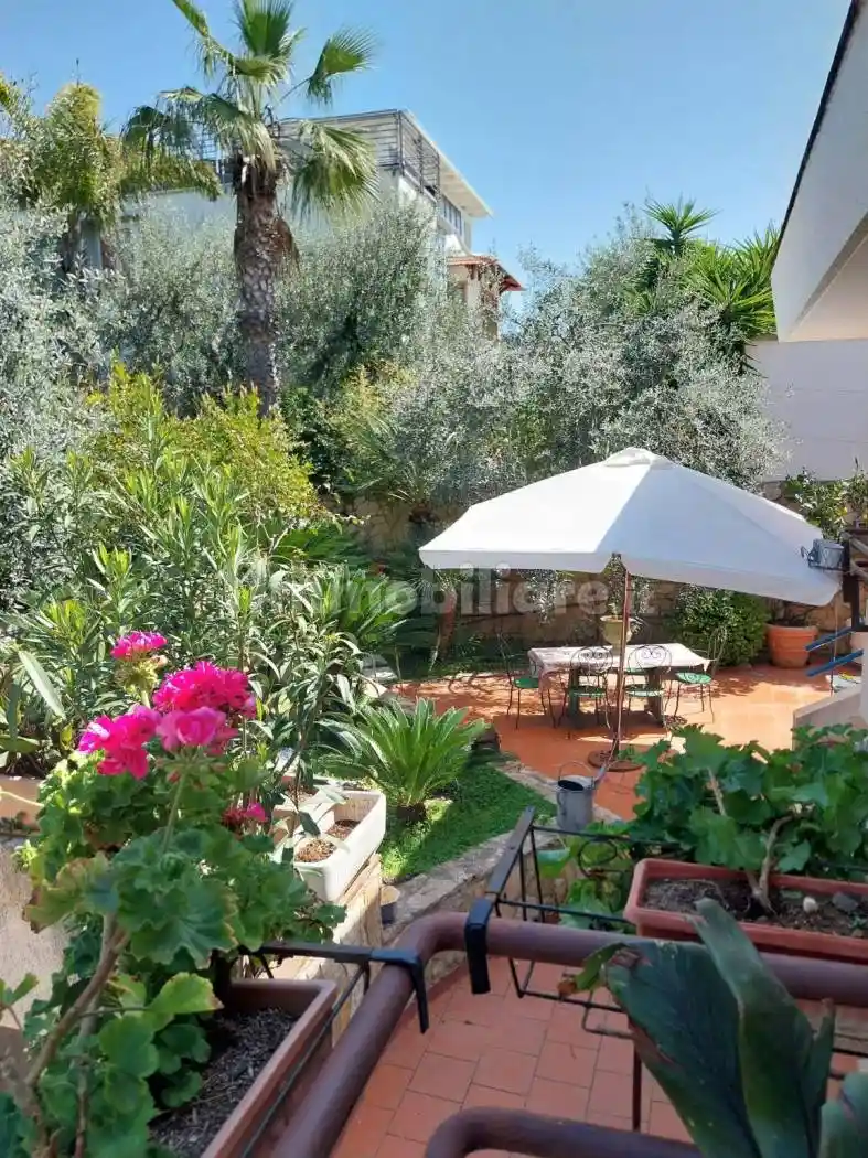 Villa in vendita a Bisceglie