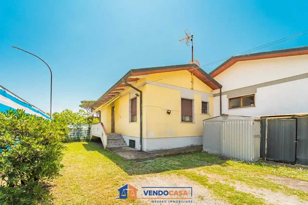 Villa in vendita a Massa
