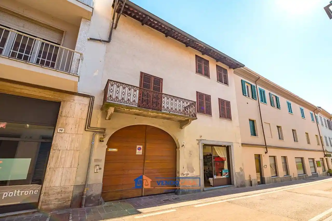 Casa indipendente in vendita a Bra
