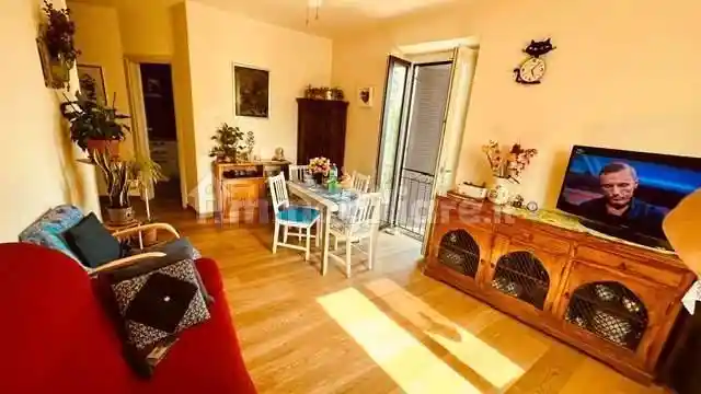 Appartamento in vendita a Eupilio