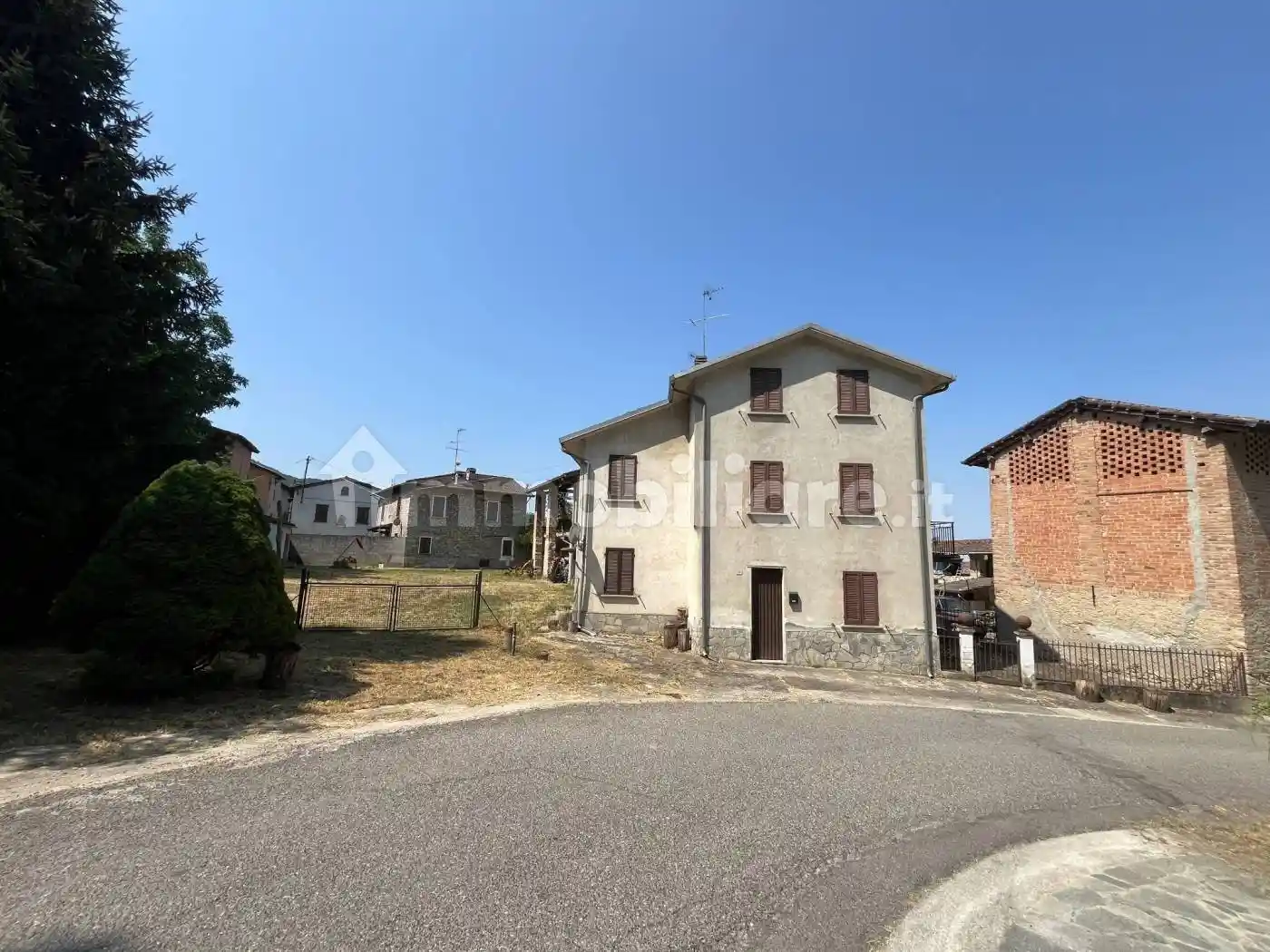Villa in vendita a Montesegale