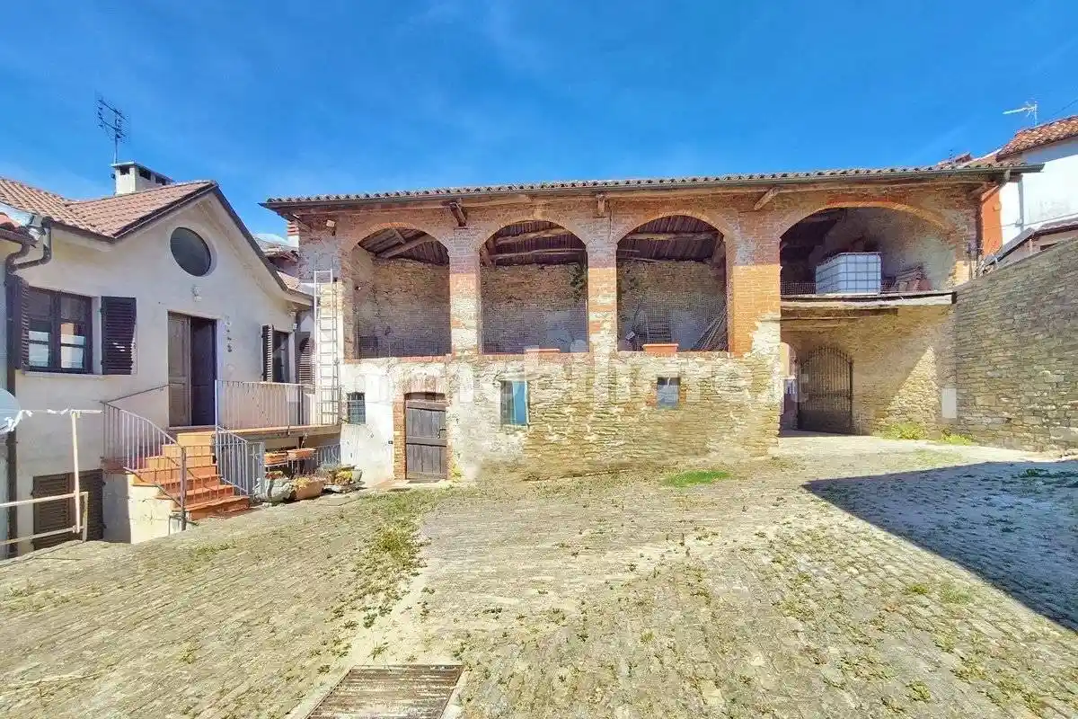 Casa indipendente in vendita a Murazzano