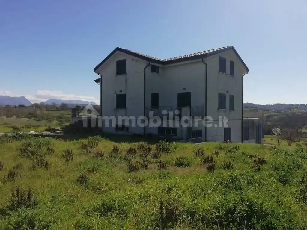 Villa in vendita a Caiazzo