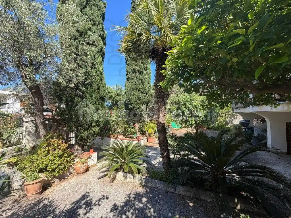 Villa in vendita a Messina