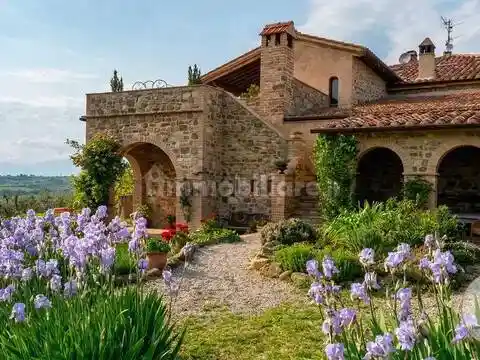 Villa in vendita a Castel del Piano