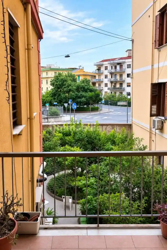 Appartamento in vendita a Salerno
