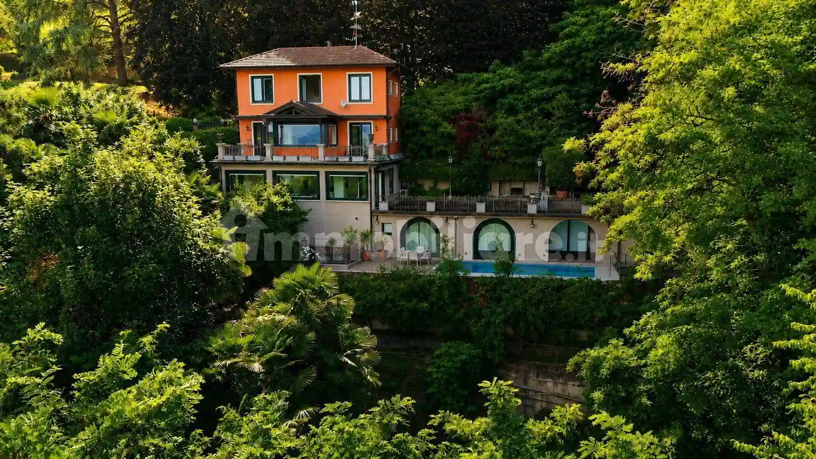 Villa - foto 2