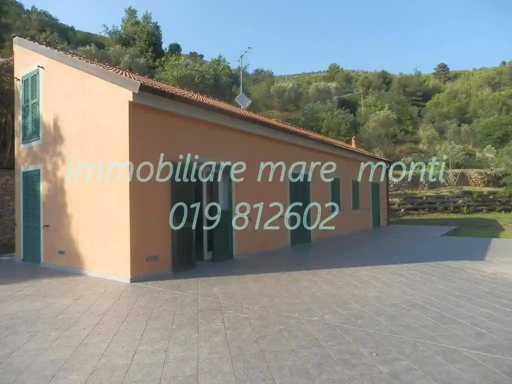 Villa in vendita a Spotorno
